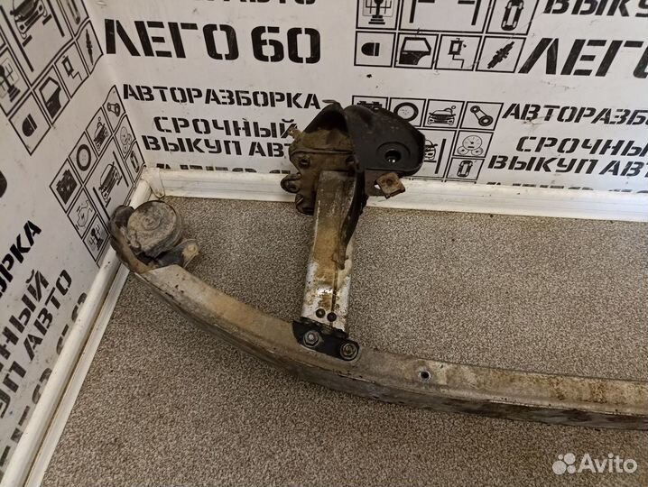 Усилитель бампера для Mercedes Benz W211