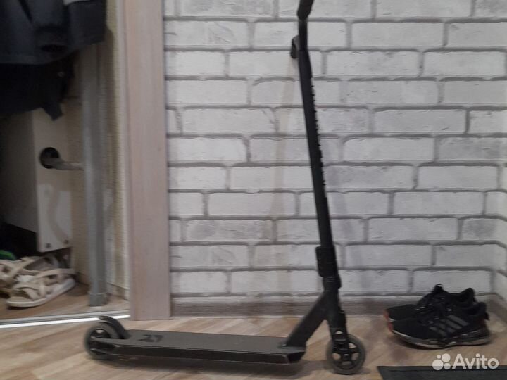 Самокат трюковой