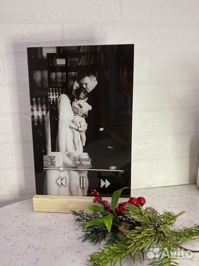 Фото на стекле Подарок на день рождения