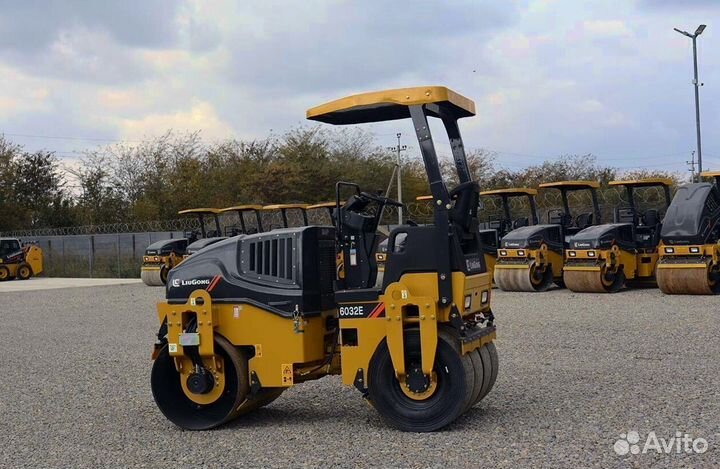 Дорожный каток LiuGong CLG6032Е, 2022