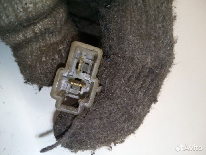 Стеклоподъемник передний правый Toyota Carina 2