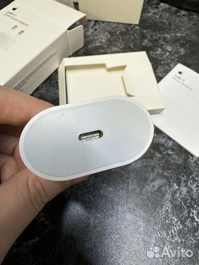 Блок питания Apple 20w и кабеля USB-C to Lightning