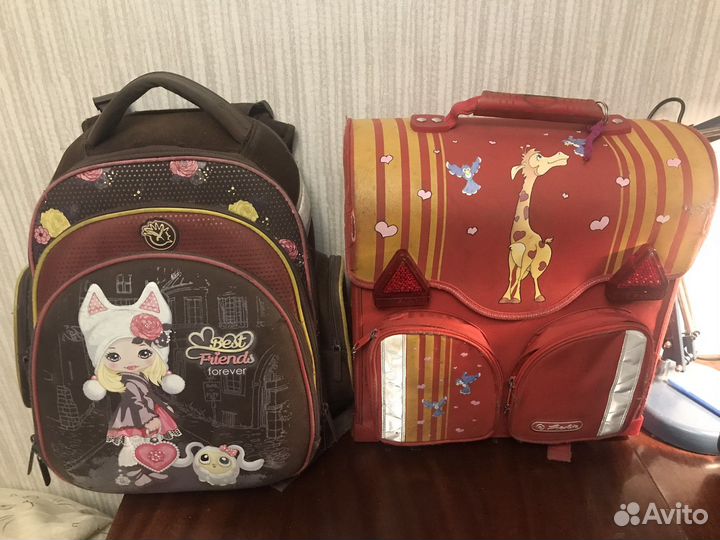 Школьный ранец с ортопедической спинкой