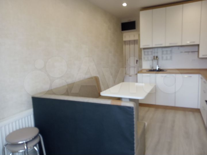 2-к. квартира, 54 м², 3/9 эт.