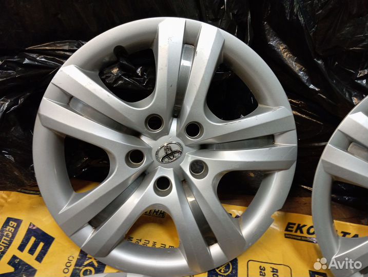 Колпаки на колеса r 16 toyota