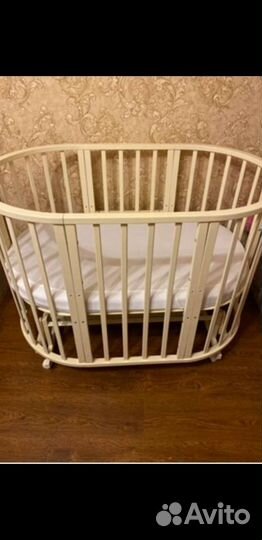 Детская кроватка люлька с маятником