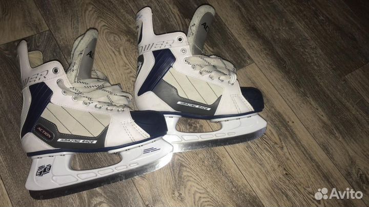 Коньки хоккейные 39 размер