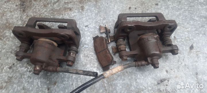 Передние тормозные суппорта Hyundai nf sonata