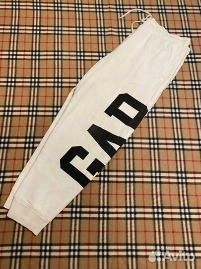 Спортивные штаны Gap