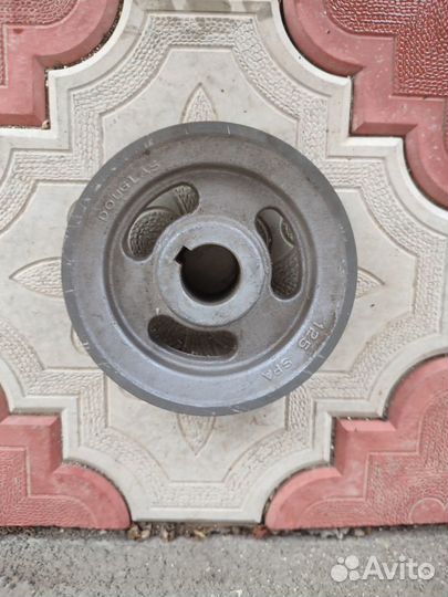 Продам шкив электродвигателя