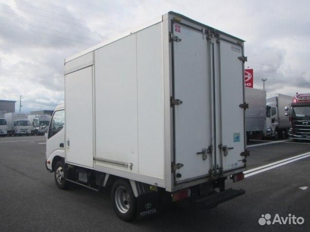 Промтоварный фургон Toyota ToyoAce, 2017