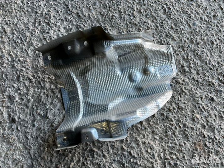 Экран тепловой Renault Arkana пробег 46 H5HA450