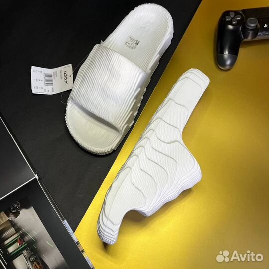 Adidas Adilette 22 Slides White