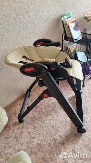 Стульчик для кормления nuovita