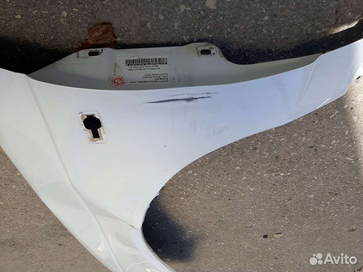 Крыло приора левое
