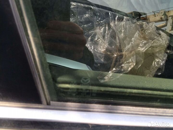 Mazda CX 7 Переднее правое стекло