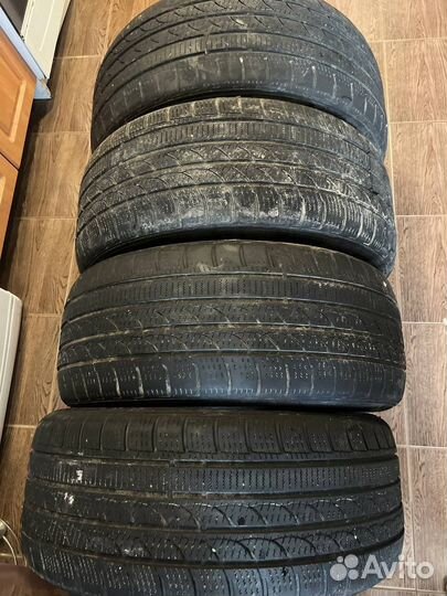 Tracmax Ice-Plus S210 235/50 R18 101V