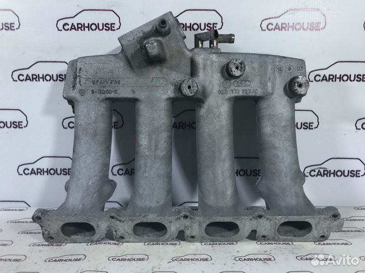 Коллектор впускной Volkswagen Passat B5 1.8 AMB