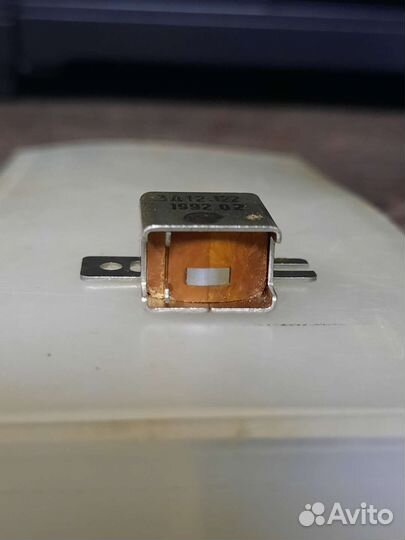 Головка магнитная моно