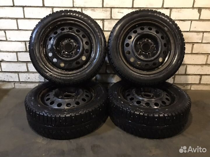 Goodyear UltraGrip 500 205/55 R16 91T