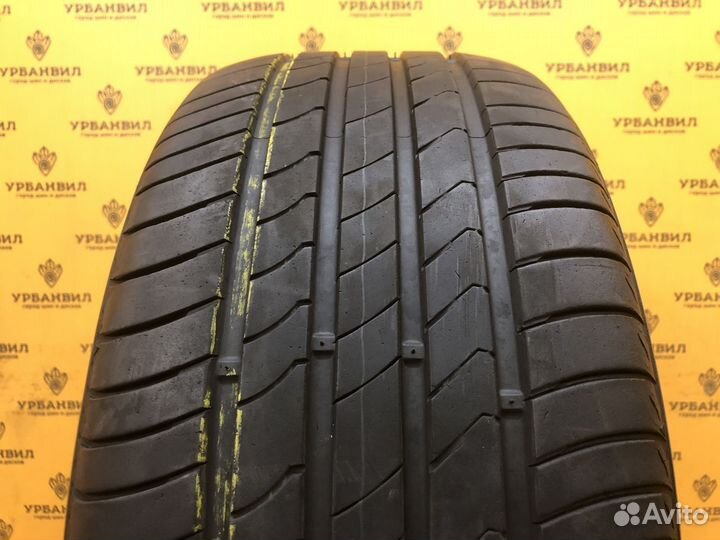 Kumho Ecsta HS51 225/45 R17 94W