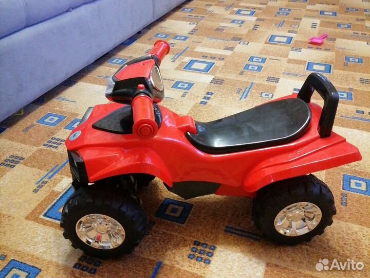 Машинка каталка