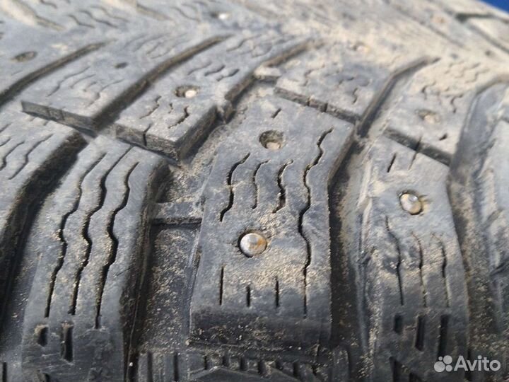 Michelin X-Ice North 4 215/55 R16 97T