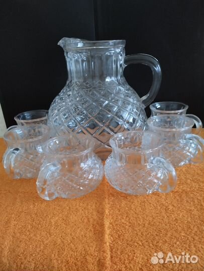 Кувшин стекло