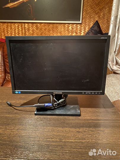 Монитор 18.5 Samsung S19C200N