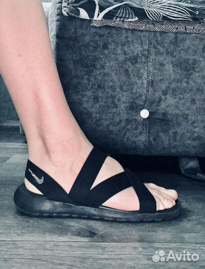 Сандалии nike женские