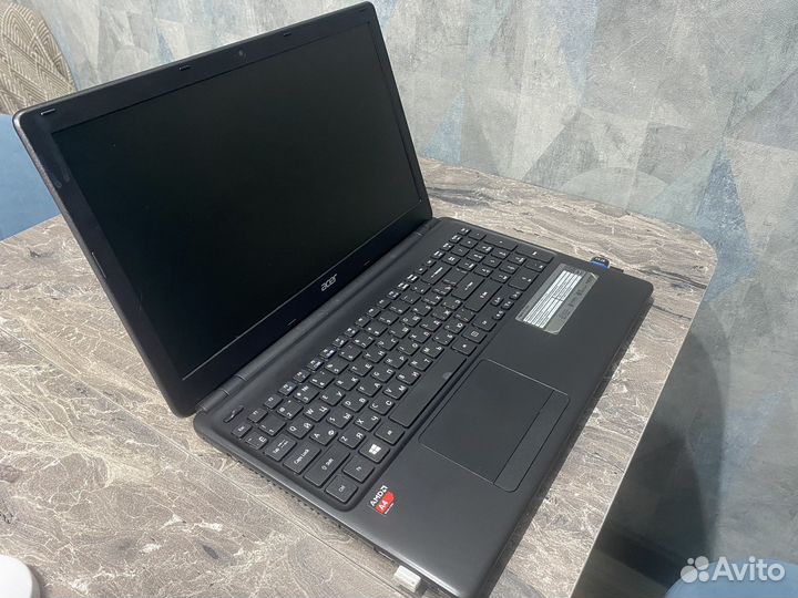Продам ноутбук Acer Aspire e1-522