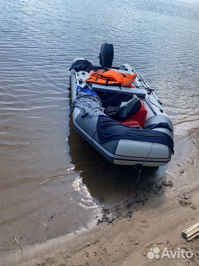 Продам лодку пвх Хатангу 350 с мотором Tarpon 9,9