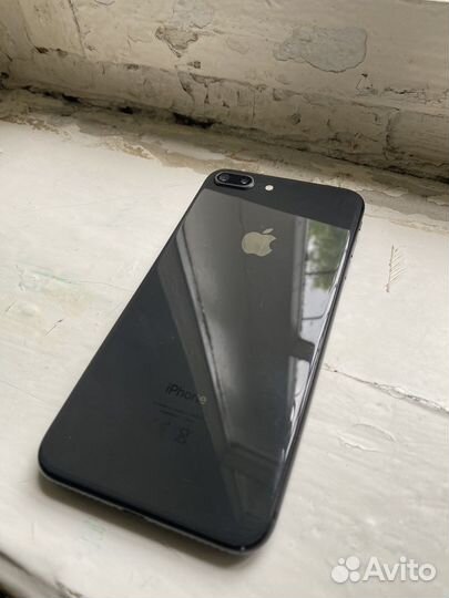 Телефон iPhone 8 plus