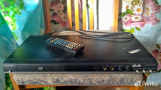 DVD плеер toshiba SD-K 690KR