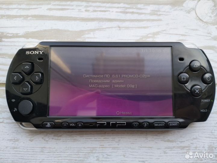 Sony PSP 3008 прошита, карта памяти 64gb