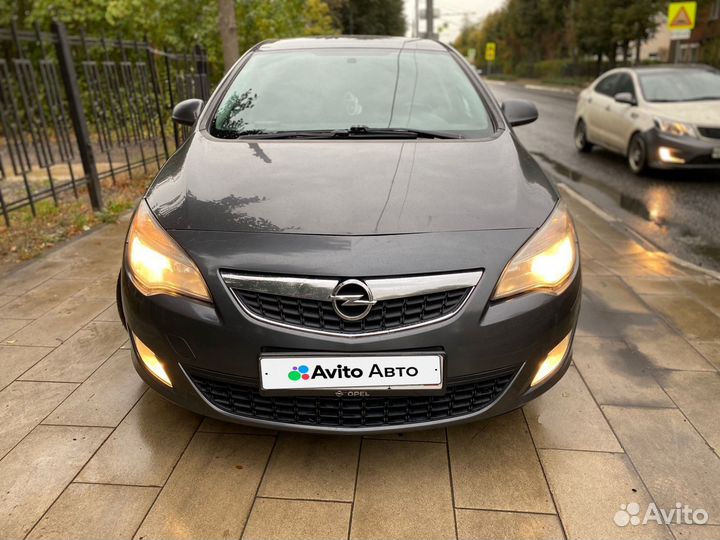 Opel Astra 1.6 AT, 2011, 187 000 км