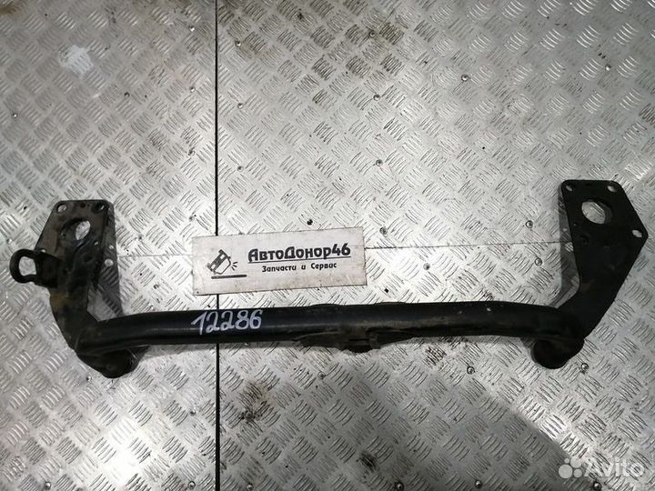 Балка подрадиаторная Volkswagen Passat B5