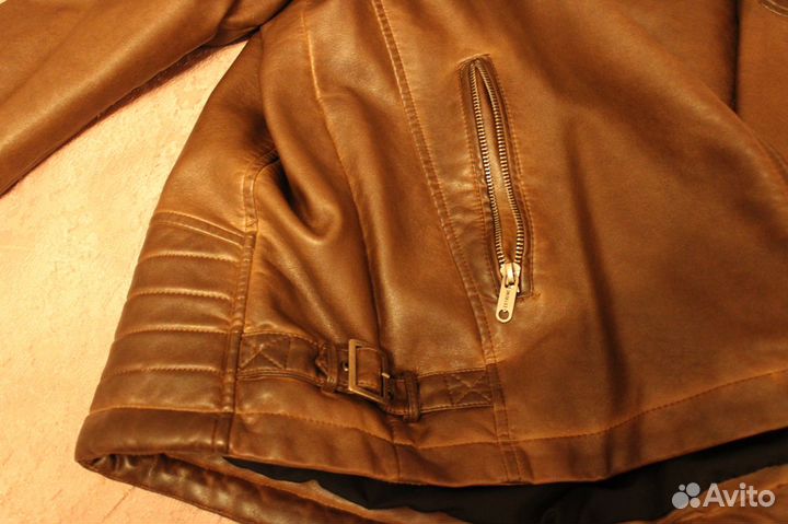 Куртка из кожзама