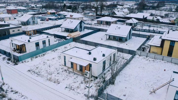 Дом 143 м² на участке 8,1 сот.