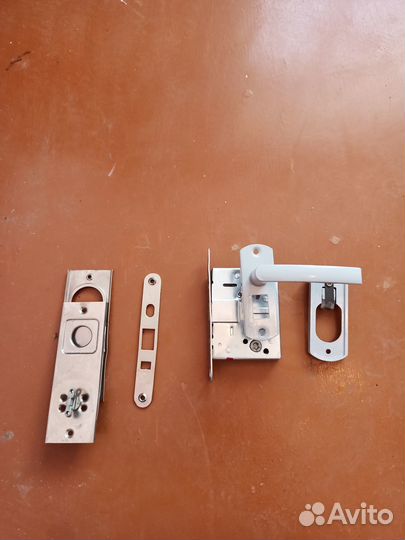 Врезной Сувальдный Замок