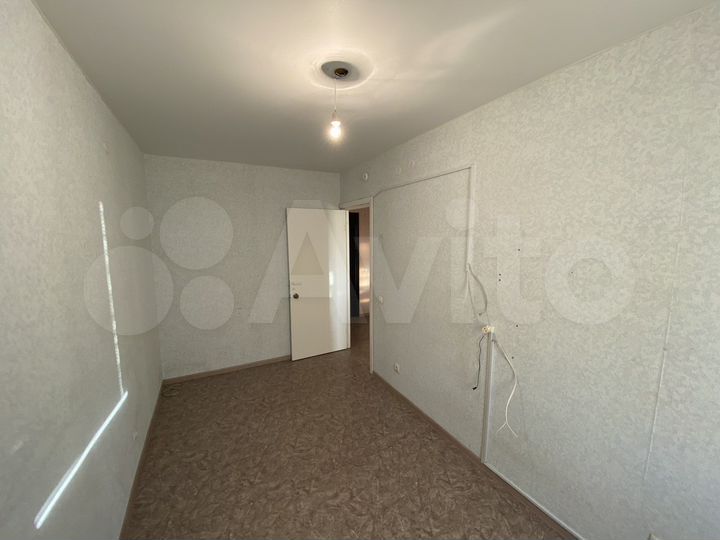 2-к. квартира, 42 м², 1/3 эт.