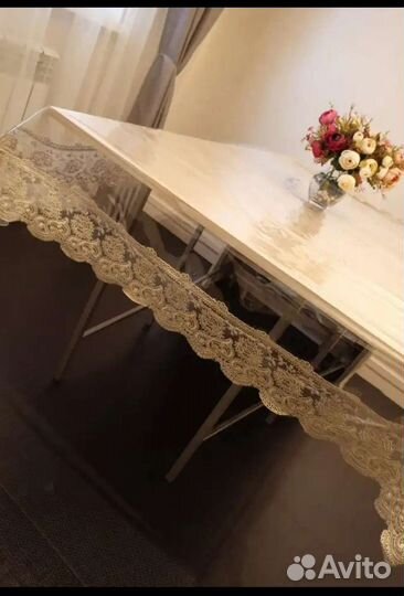 Силиконовая скатерть с кружевом