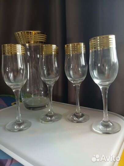Фужеры, рюмки, ваза