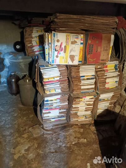 Коробки картонные бу