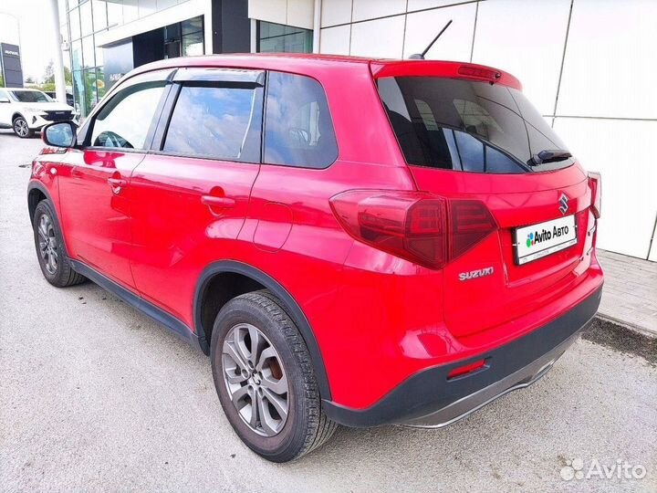 Suzuki Vitara 1.6 AT, 2018, 198 000 км