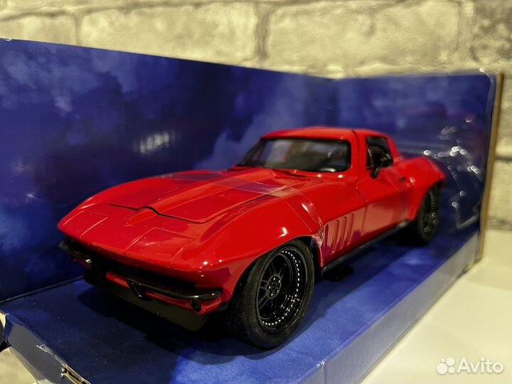 Сhevrolet Сorvette С2 Sting Ray 1/24 Jada