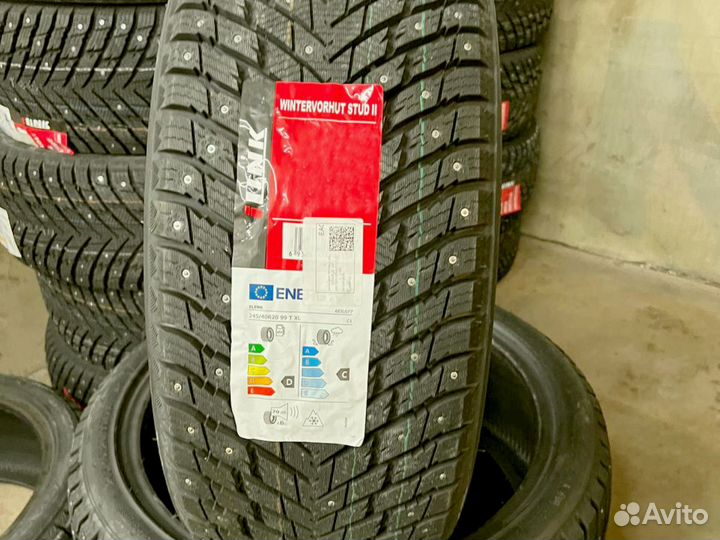 iLink Wintervorhut Stud II 235/50 R19 135U