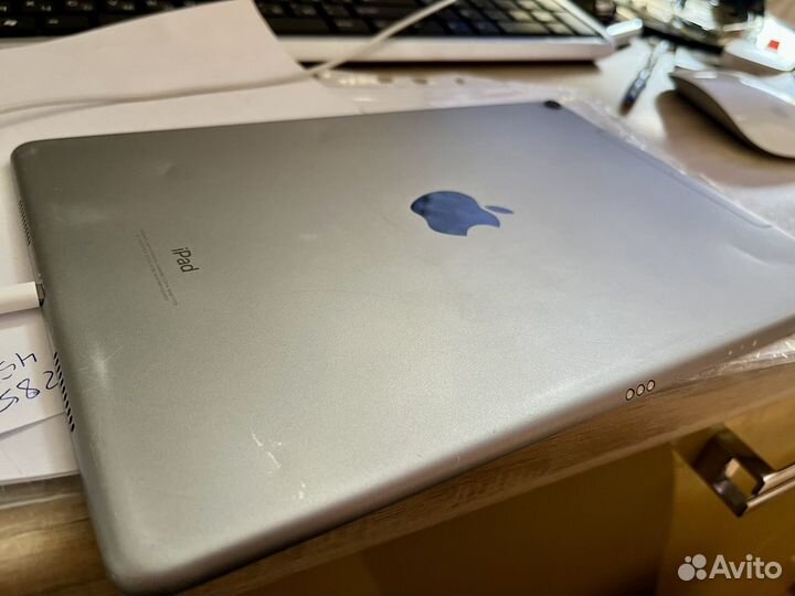 iPad pro 10.5 256gb LTE