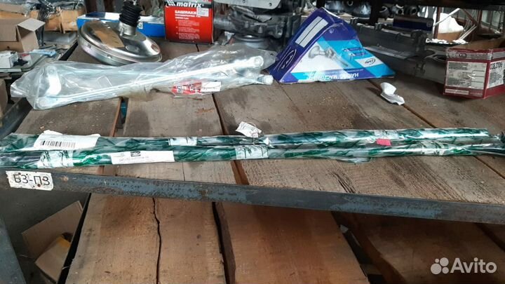 Стойка УАЗ-452 стекла опускного прав/лев в сборе