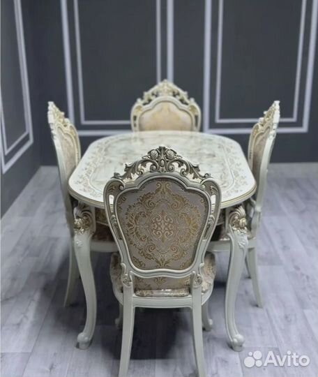 Стол и стулья на кухню от производителя